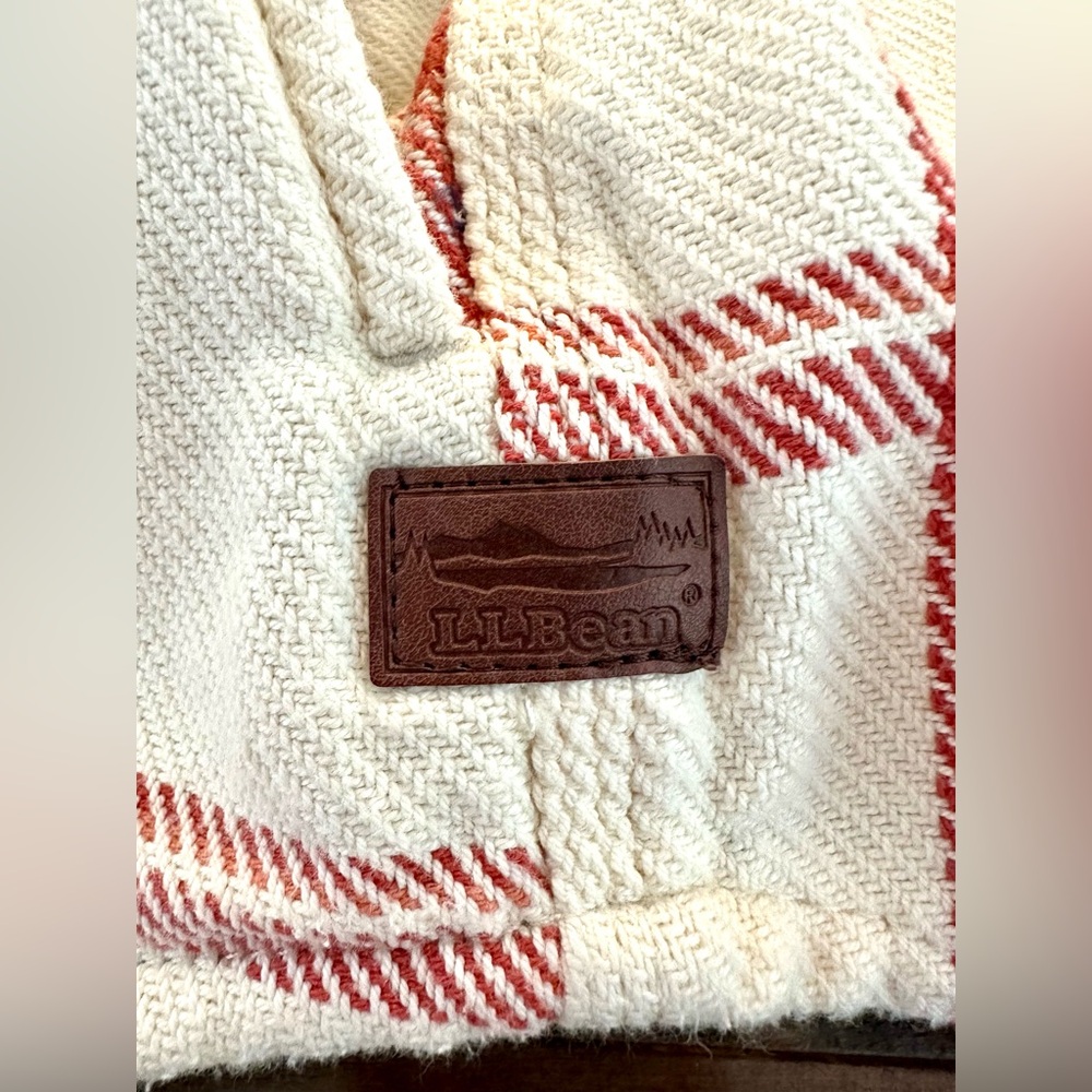 🌟 Women’s NWT LL Bean plaid shirt, size L - Picture 5 of 5